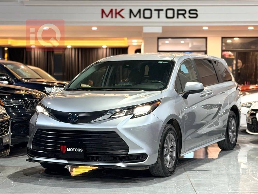 تويوتا سيينا